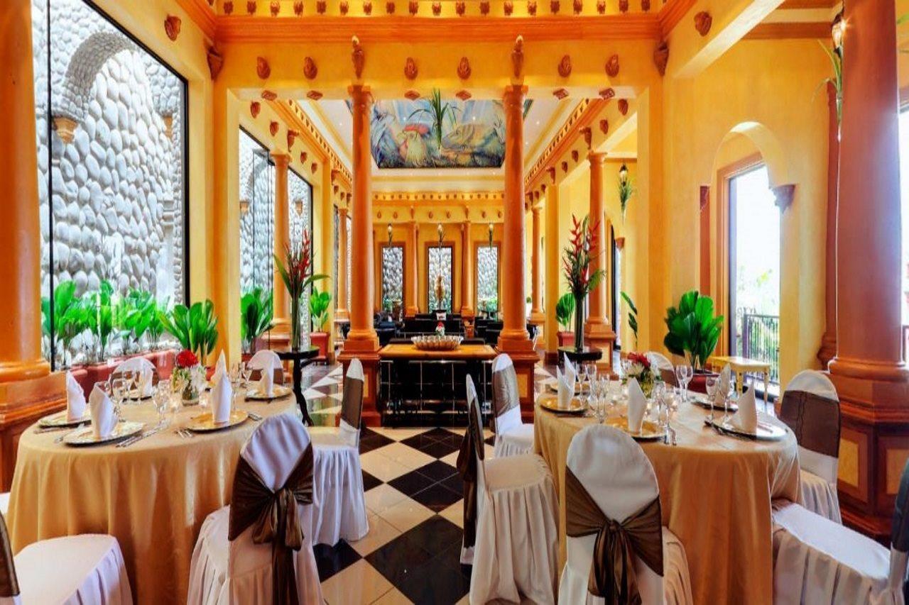Zephyr Palace Luxury Hotel Jaco Exterior photo
